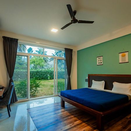 Commune18 Spa Resorts จิกมากาลูร์ ภายนอก รูปภาพ