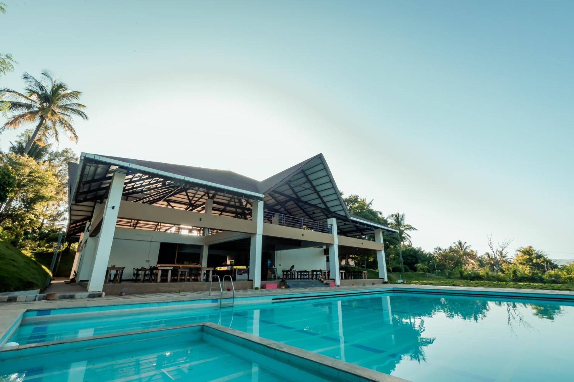 Commune18 Spa Resorts จิกมากาลูร์ ภายนอก รูปภาพ